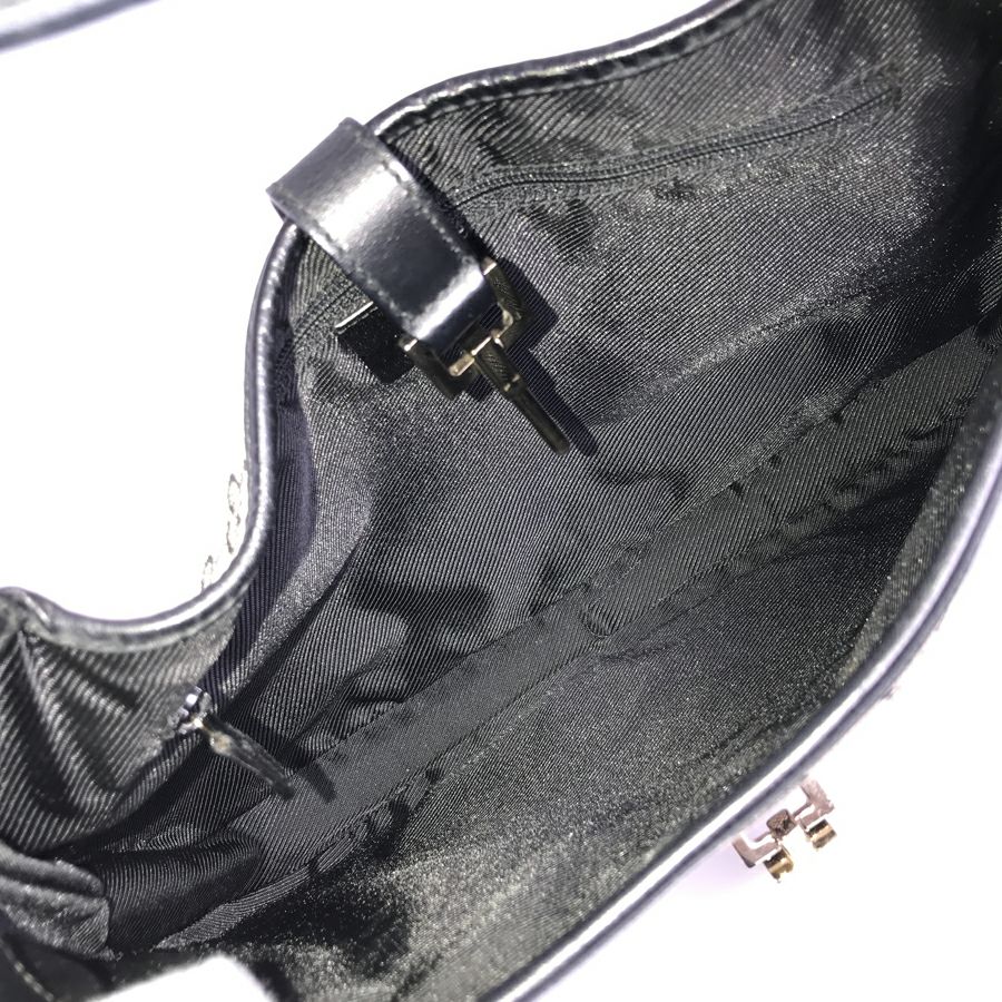 グッチ ショルダーバッグ