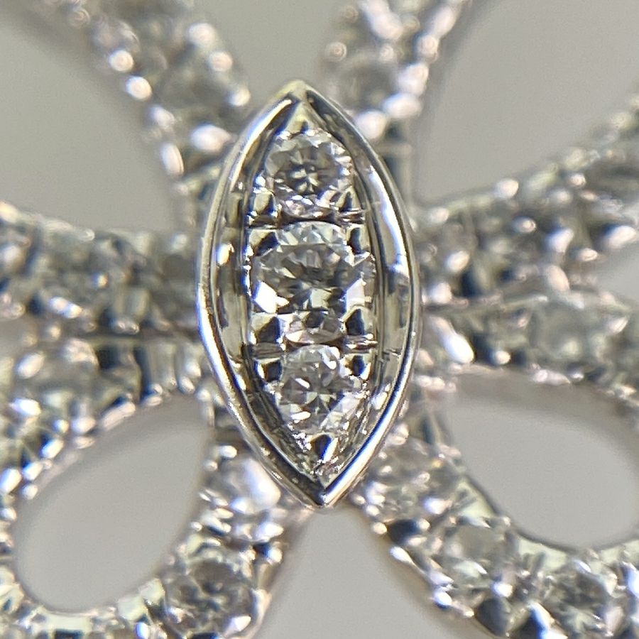 グラフ ネックレス