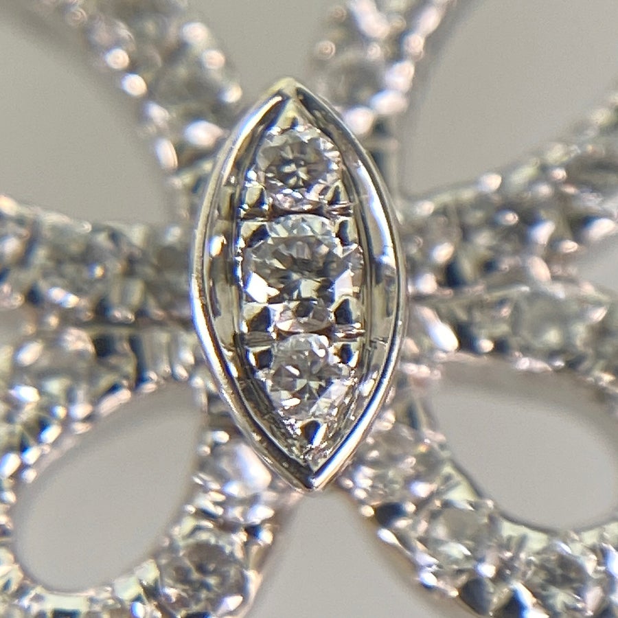 グラフ ネックレス