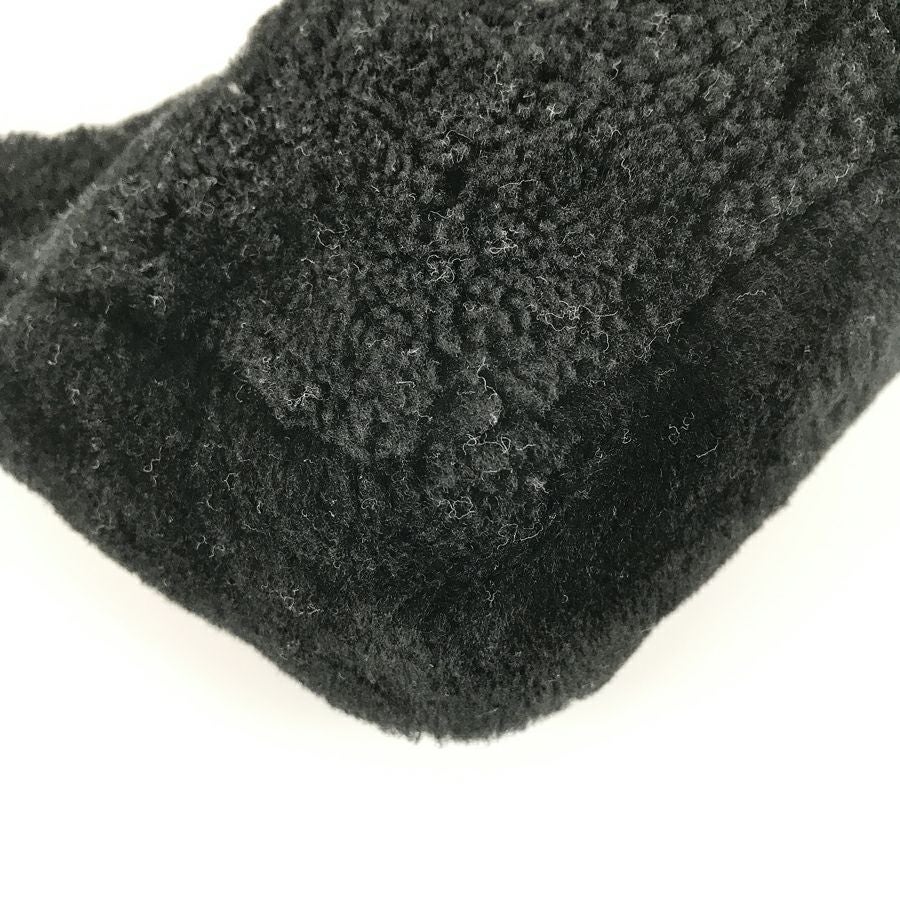 プラダ ショルダーバッグ