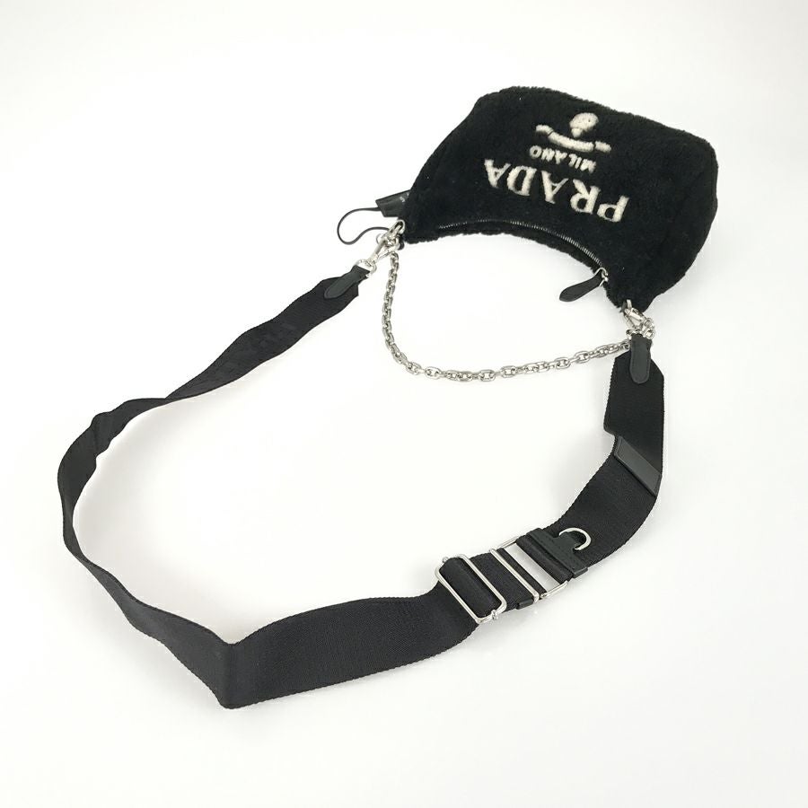 プラダ ショルダーバッグ