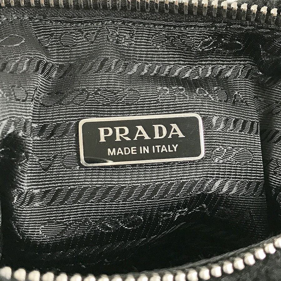 プラダ ショルダーバッグ