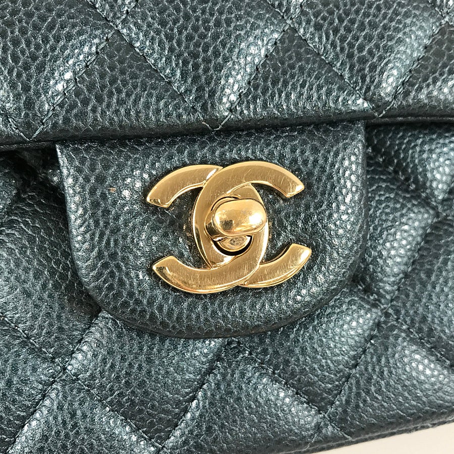 シャネル ショルダーバッグ