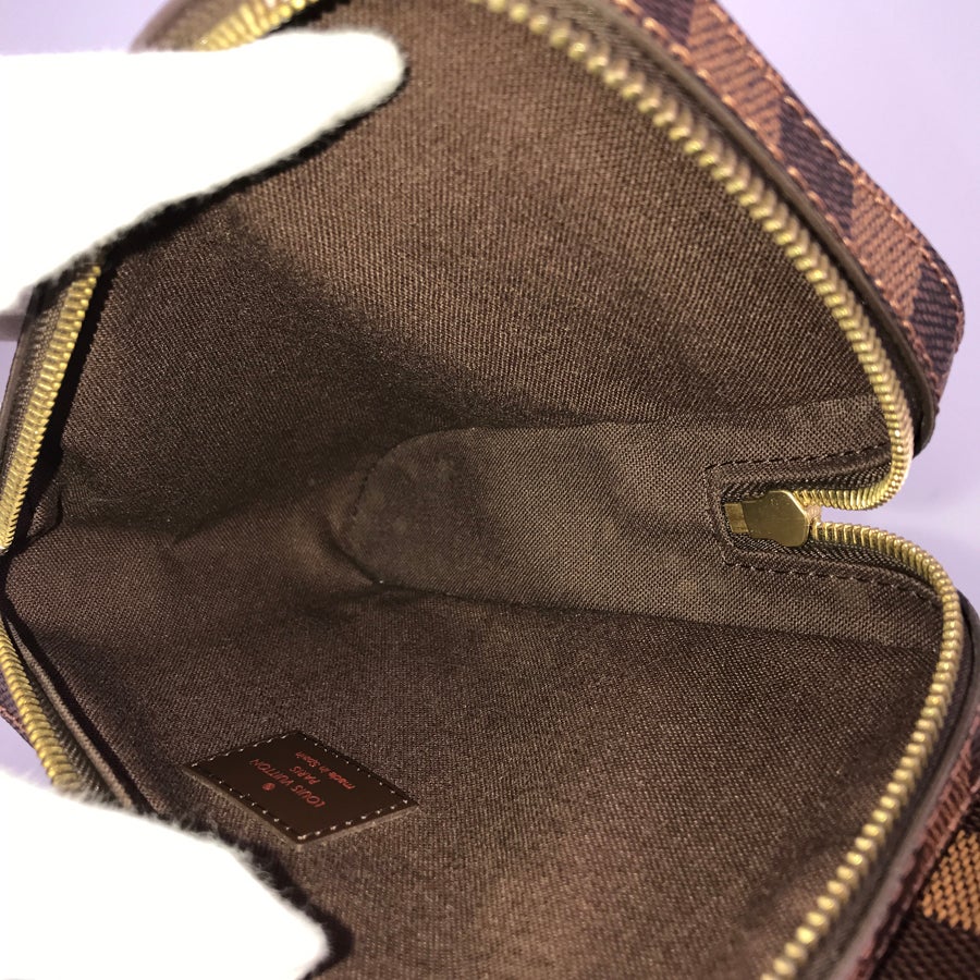 ルイ・ヴィトン ボディバッグ