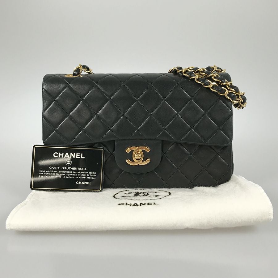 シャネル ショルダーバッグ