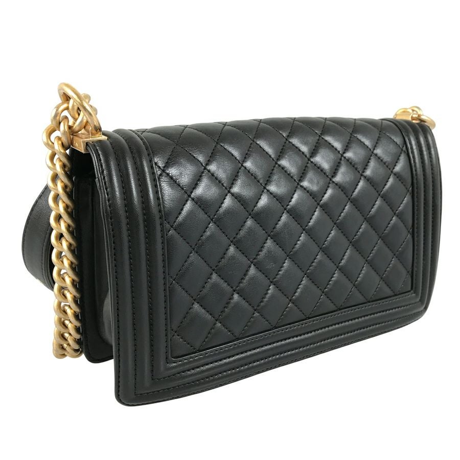 シャネル ショルダーバッグ