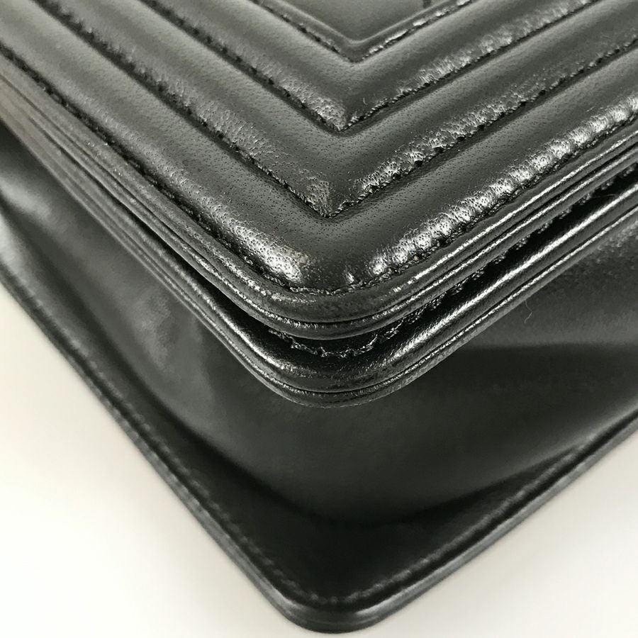 シャネル ショルダーバッグ