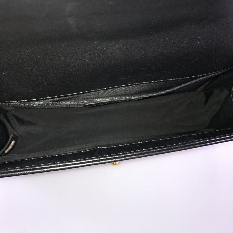 シャネル ショルダーバッグ