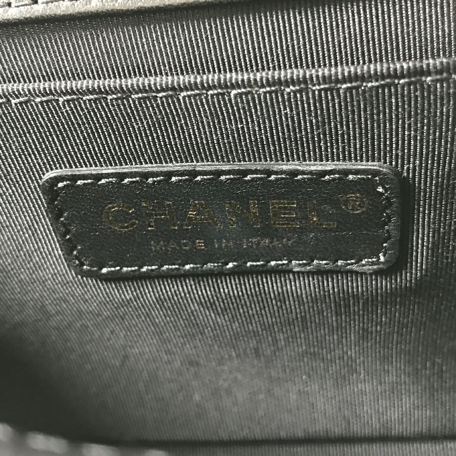 シャネル ショルダーバッグ