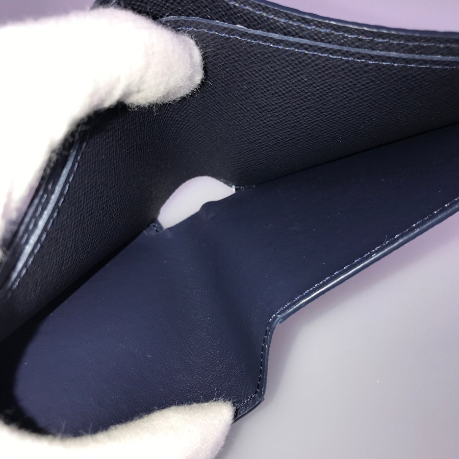 ルイ・ヴィトン 二つ折り財布