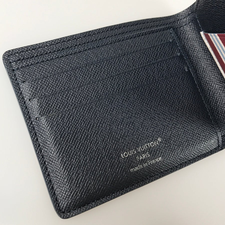 ルイ・ヴィトン 二つ折り財布