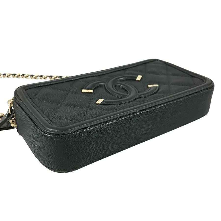 シャネル ショルダーバッグ