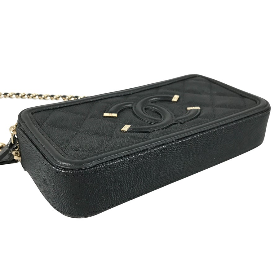 シャネル ショルダーバッグ