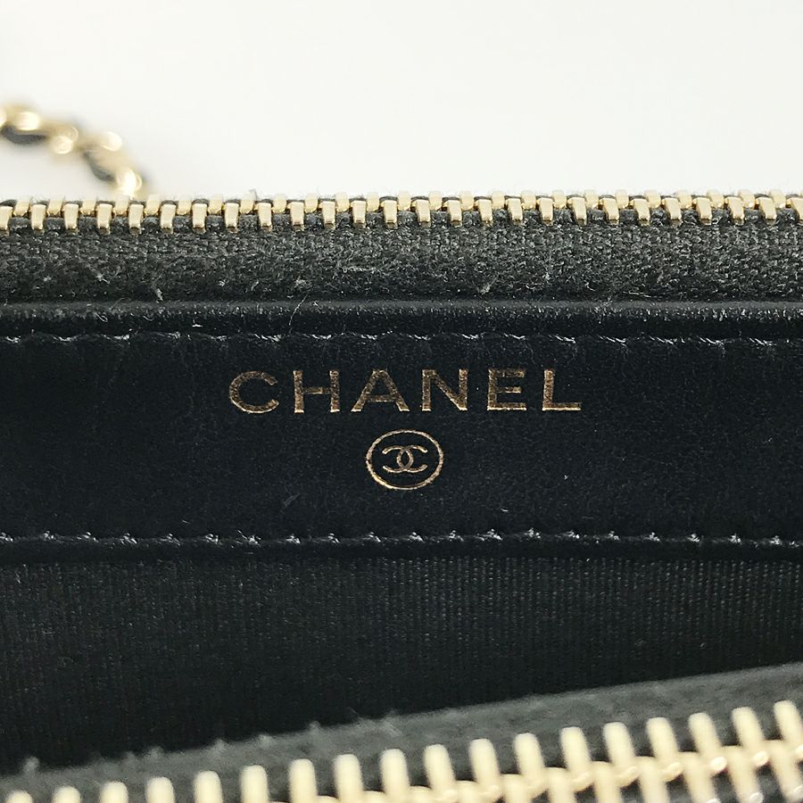 シャネル ショルダーバッグ