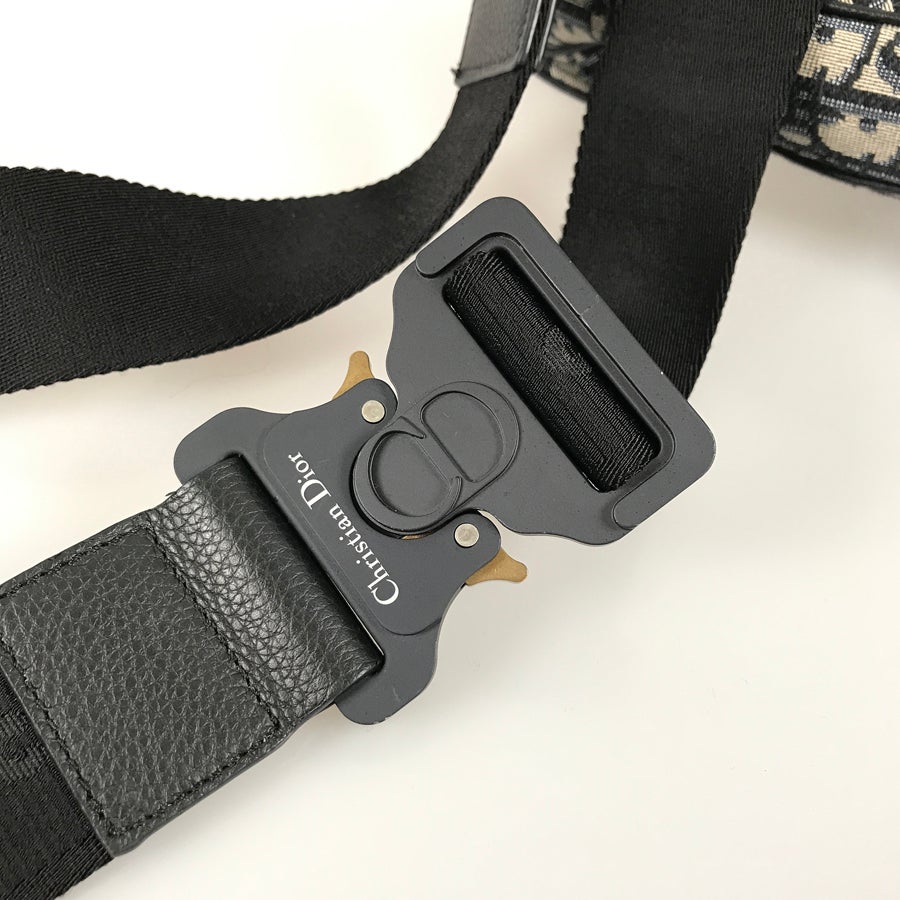 ディオール ボディバッグ