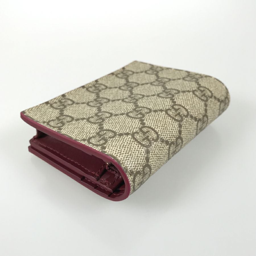 グッチ 二つ折り財布