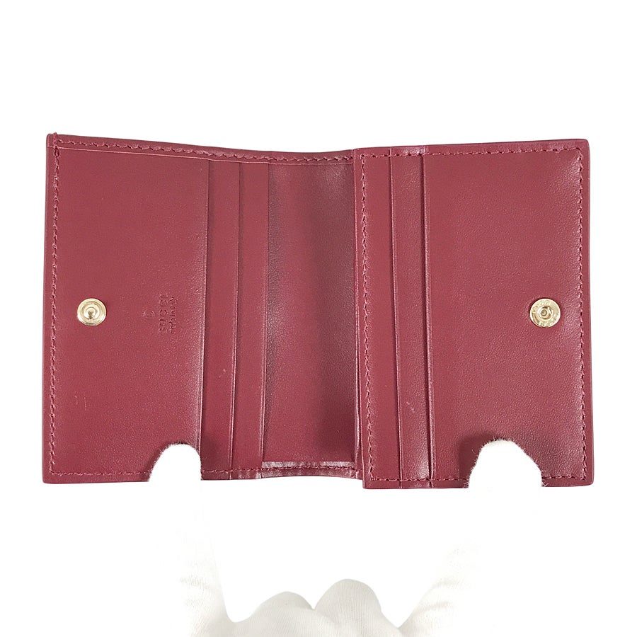グッチ 二つ折り財布