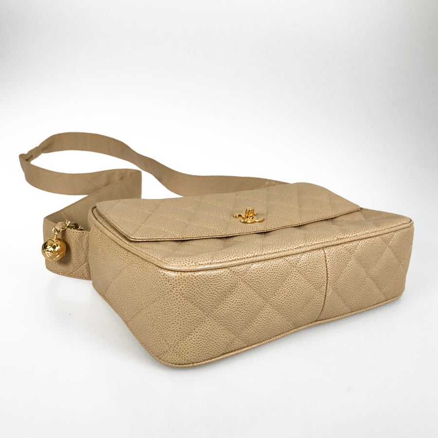 シャネル ショルダーバッグ