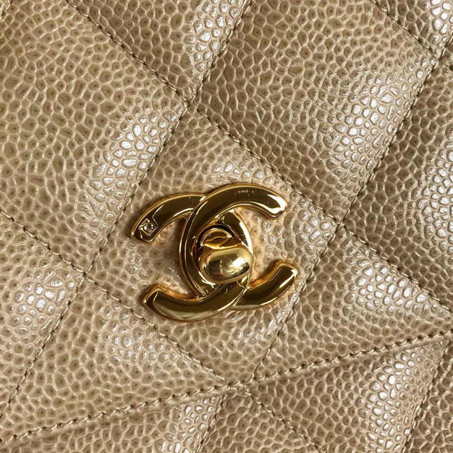 シャネル ショルダーバッグ