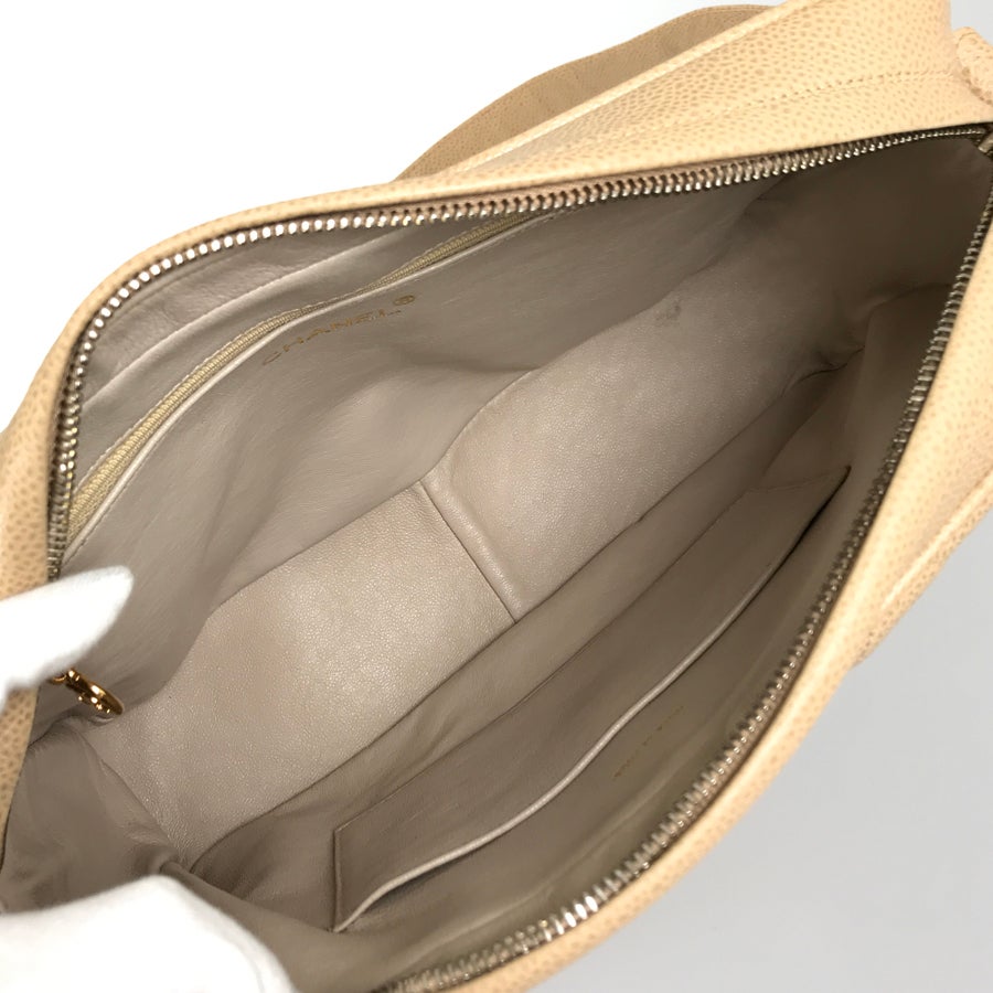 シャネル ショルダーバッグ