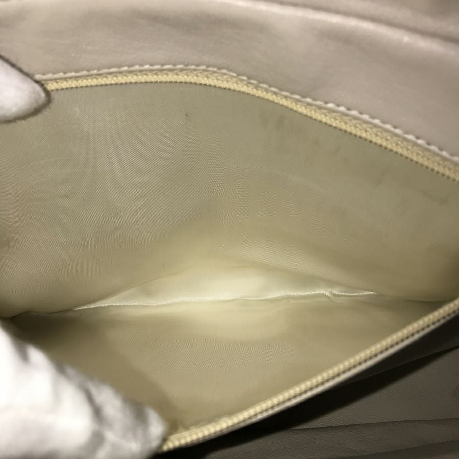 シャネル ショルダーバッグ