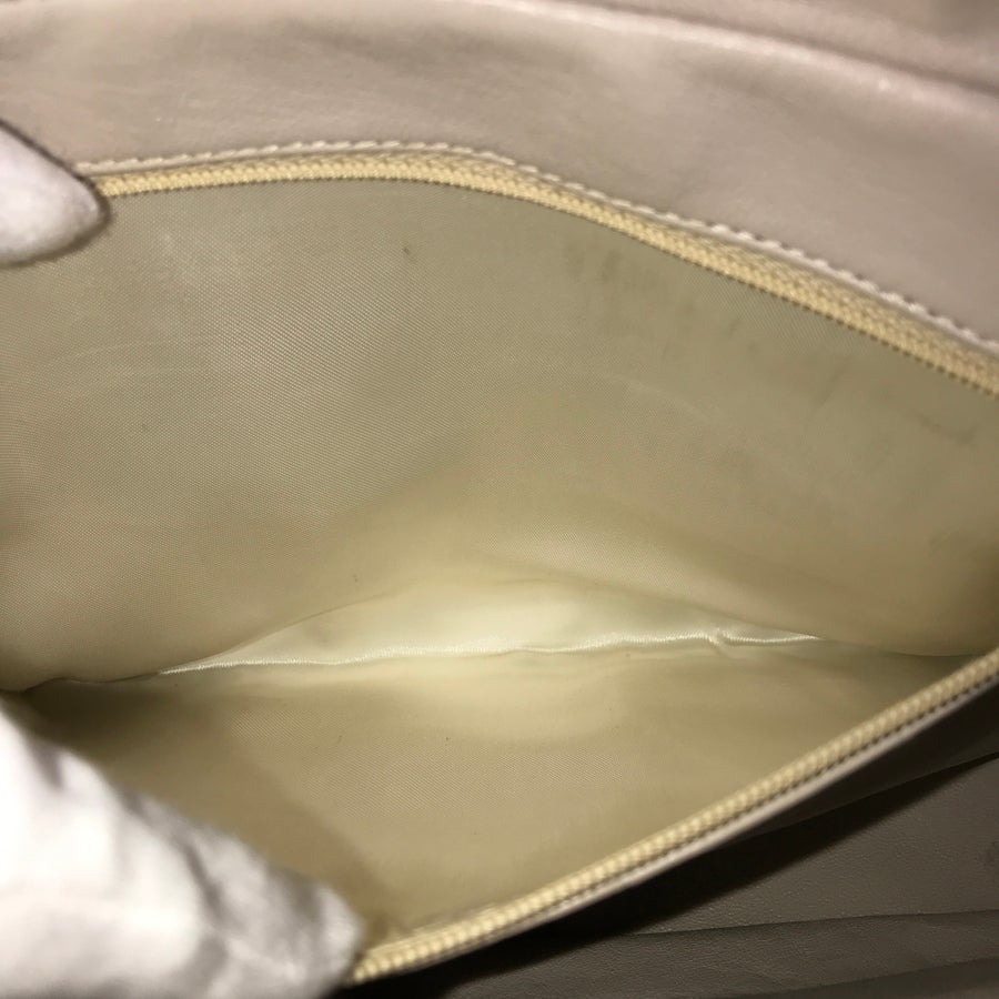 シャネル ショルダーバッグ