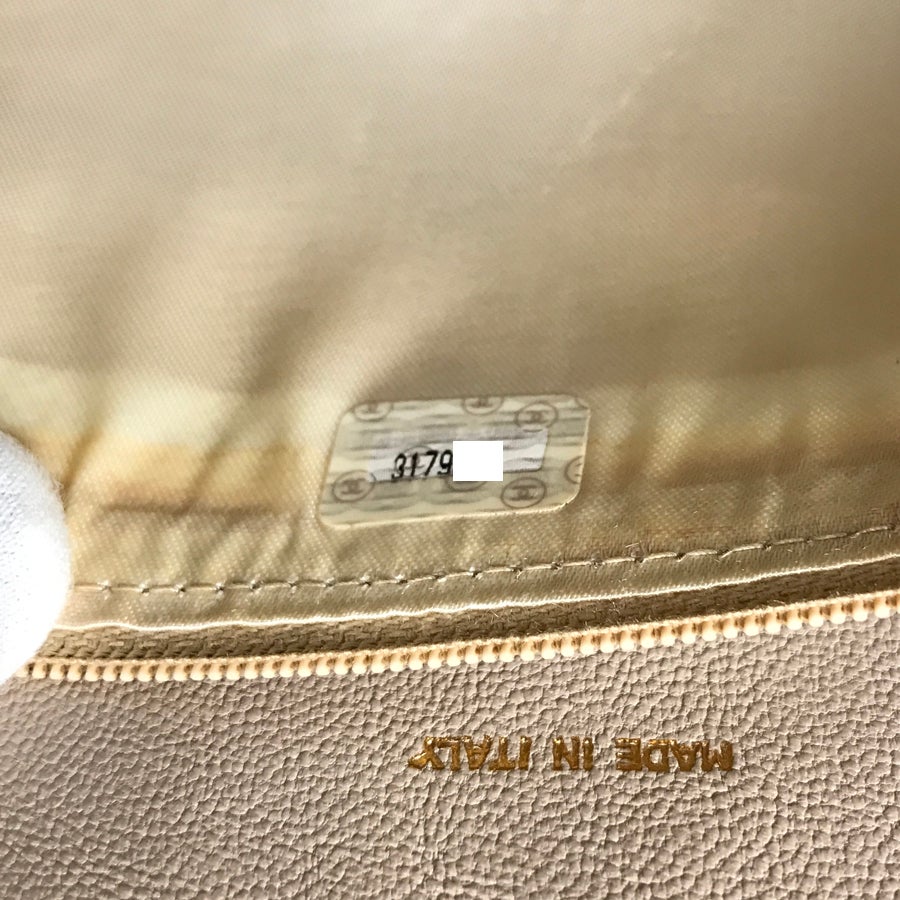 シャネル ショルダーバッグ