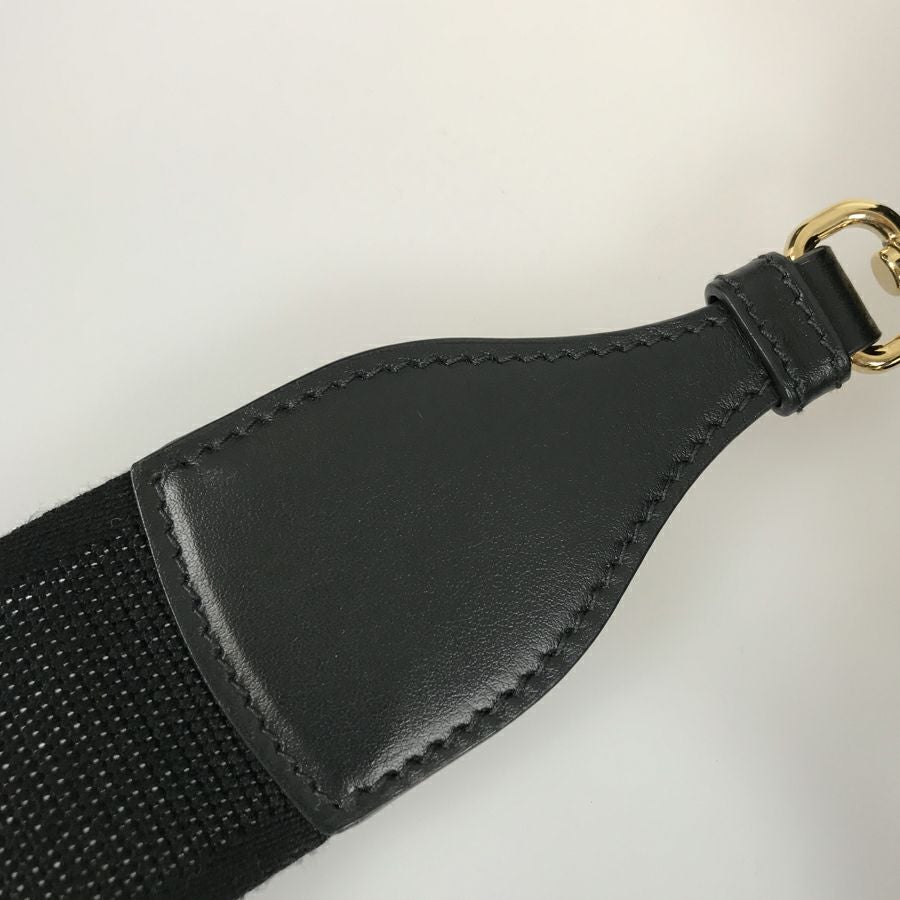 プラダ トートバッグ