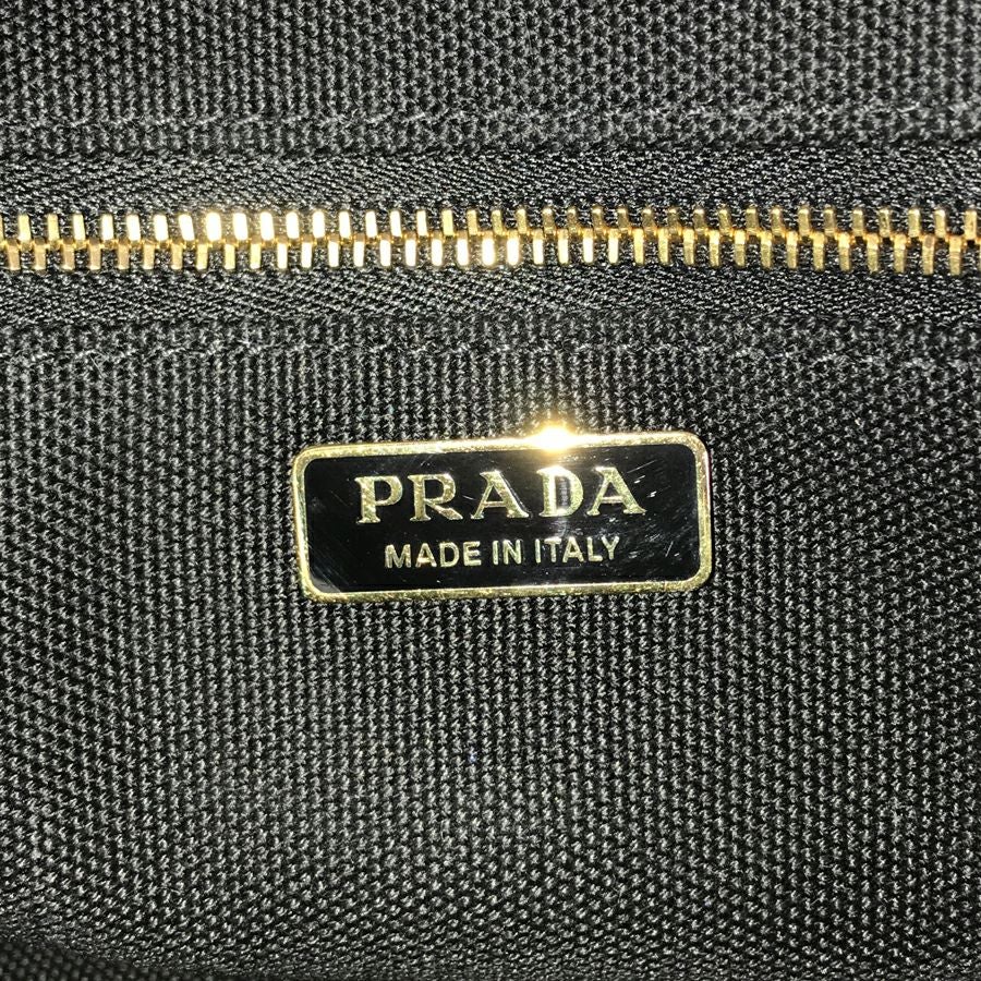 プラダ トートバッグ