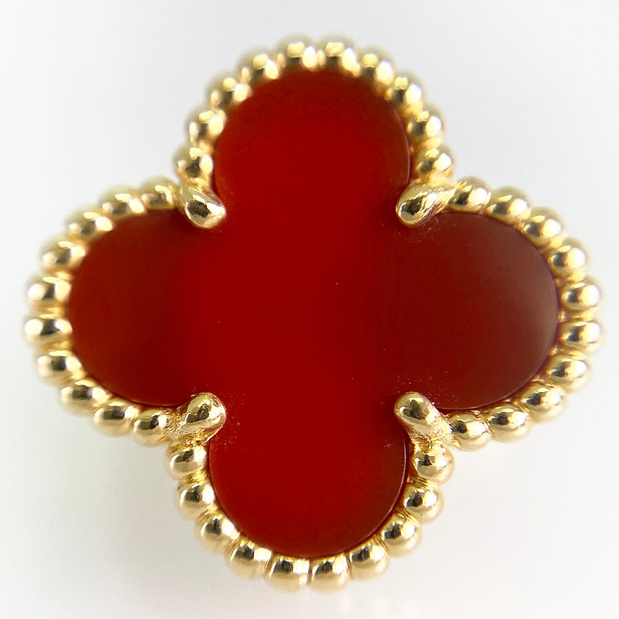 ヴァンクリーフ＆アーペル ピアス