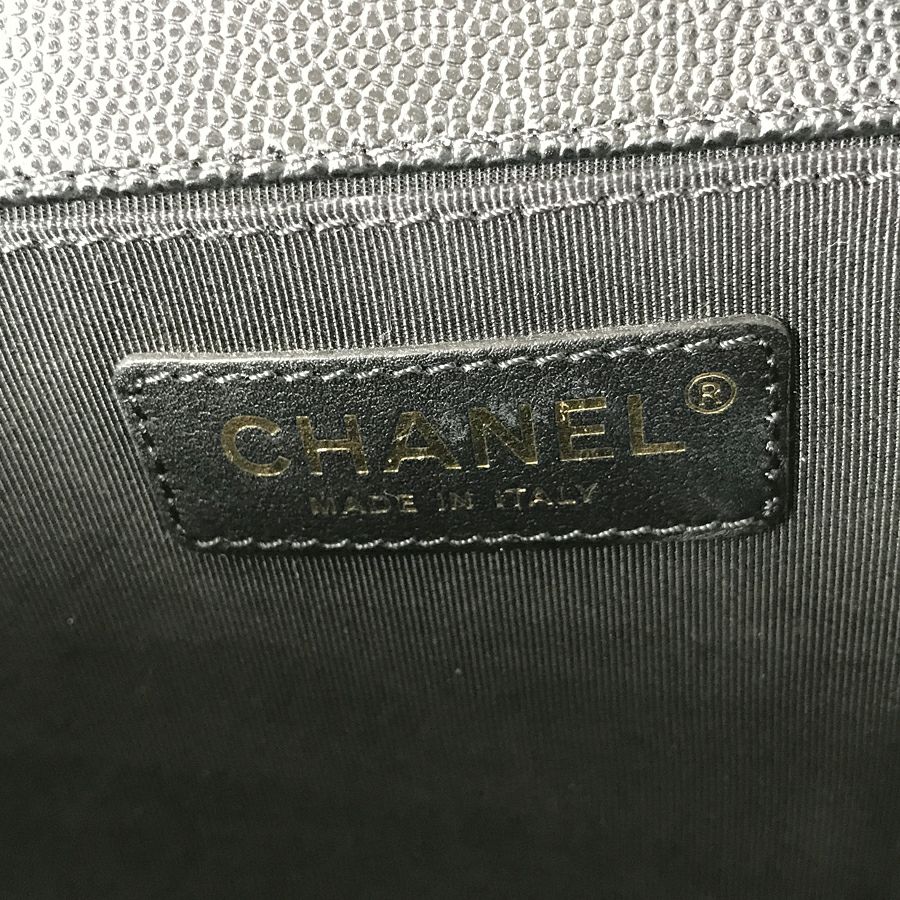 シャネル ショルダーバッグ