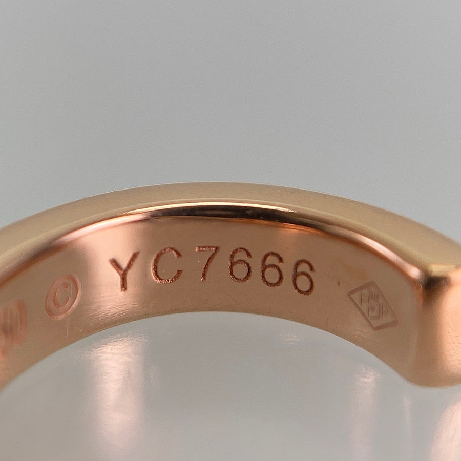 カルティエ ピアス