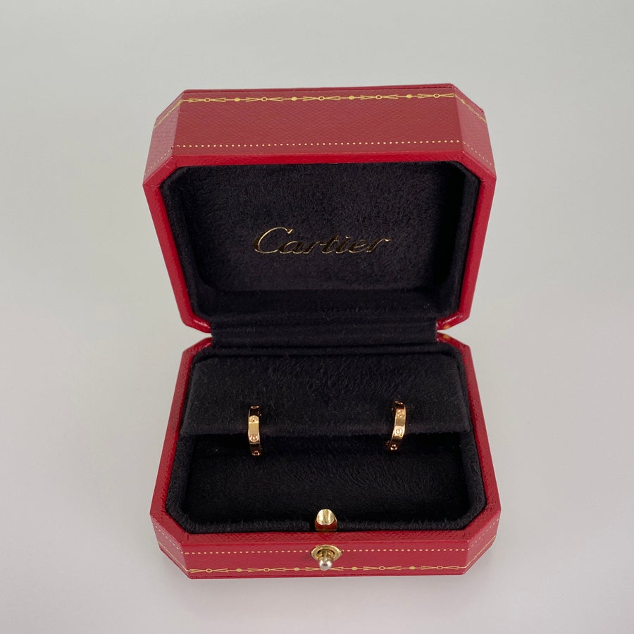 カルティエ ピアス