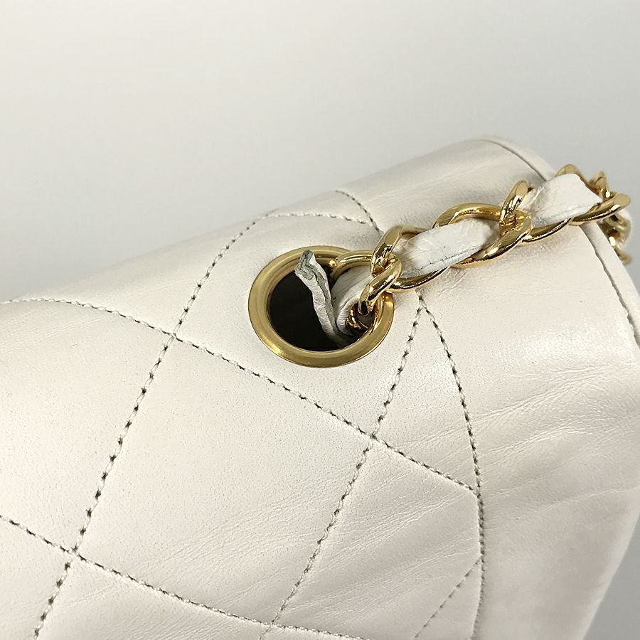 シャネル ショルダーバッグ