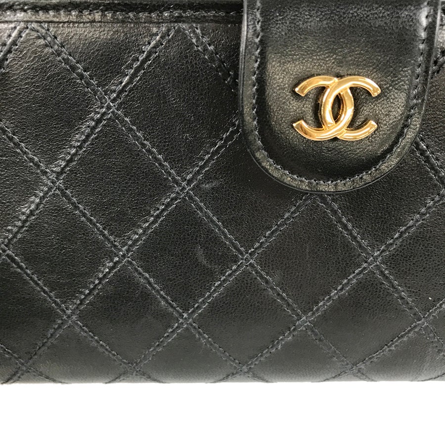 シャネル 長財布 二つ折り