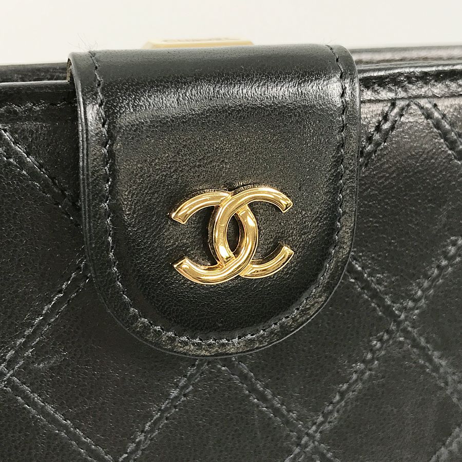 シャネル 長財布 二つ折り