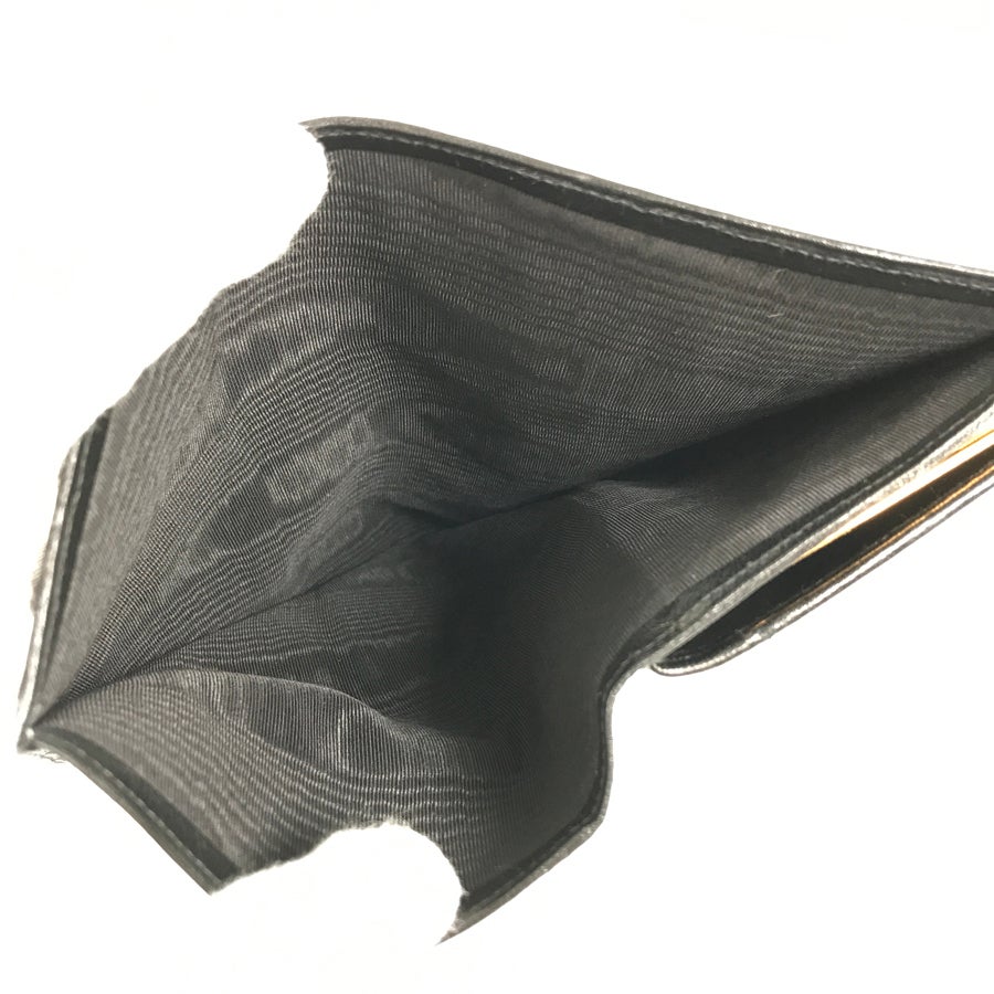 シャネル 長財布 二つ折り