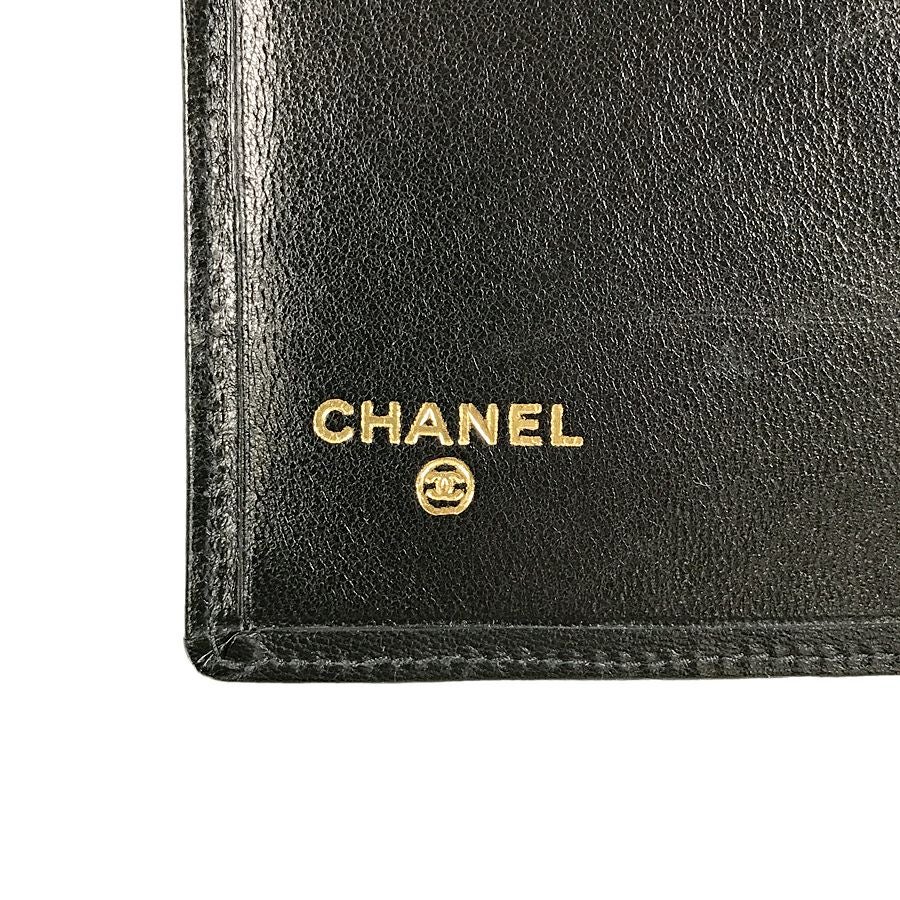 シャネル 長財布 二つ折り