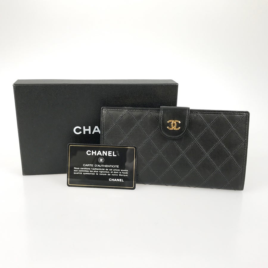シャネル 長財布 二つ折り
