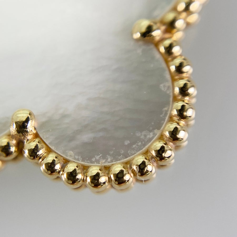 ヴァンクリーフ＆アーペル ピアス