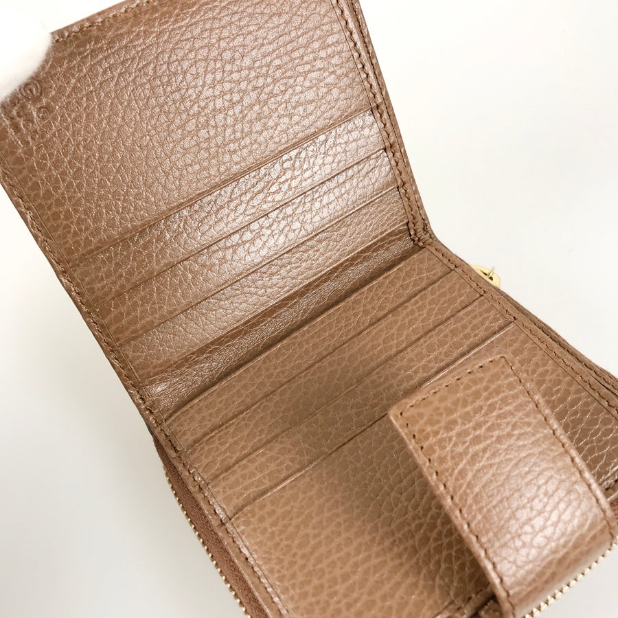 グッチ 二つ折り財布