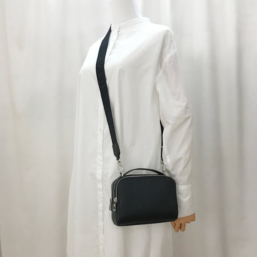 ロエベ ハンドバッグ