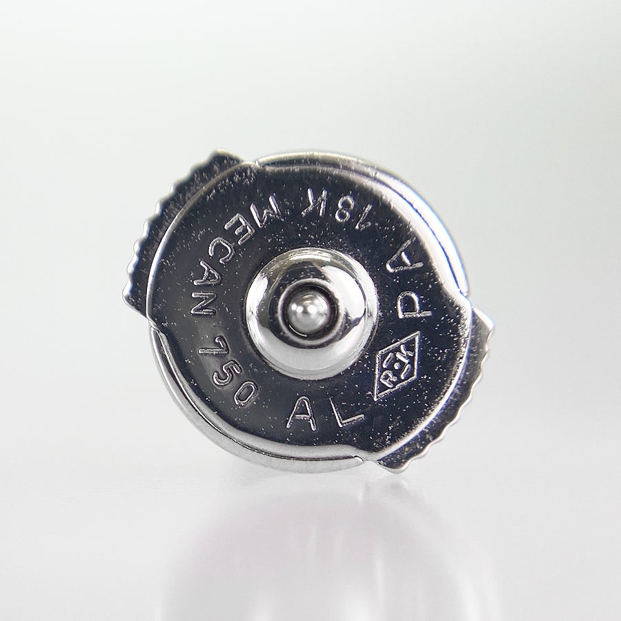 カルティエ ピアス