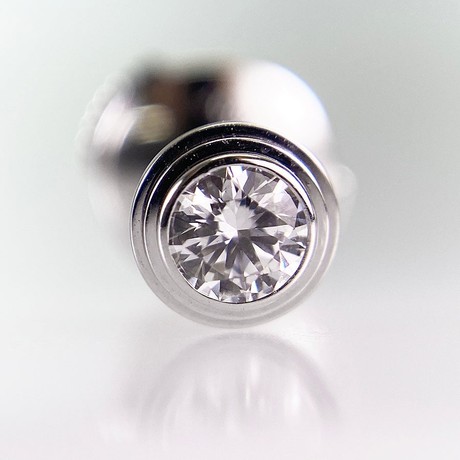 カルティエ ピアス