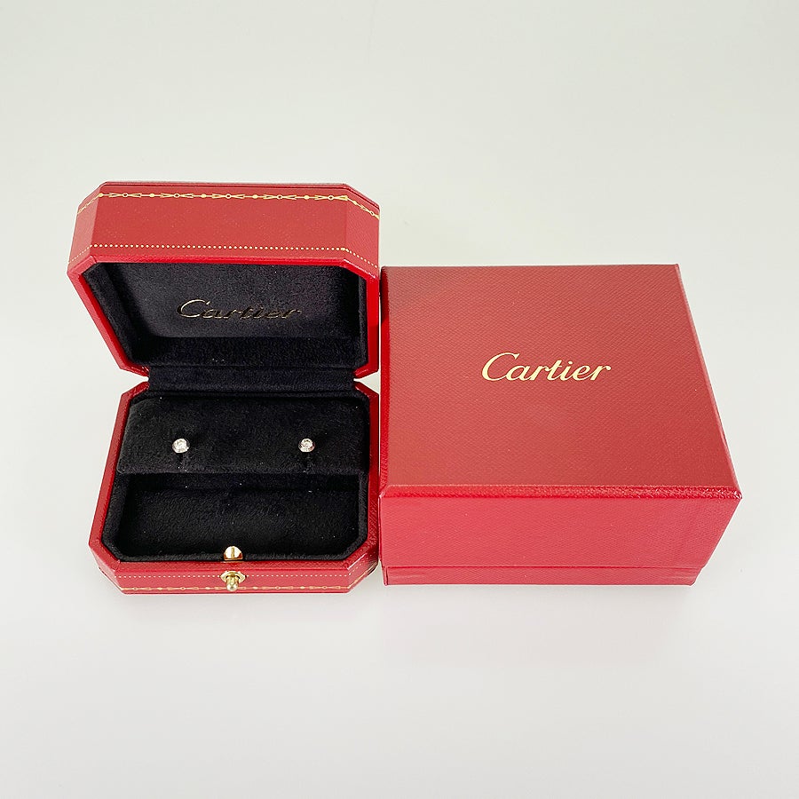 カルティエ ピアス