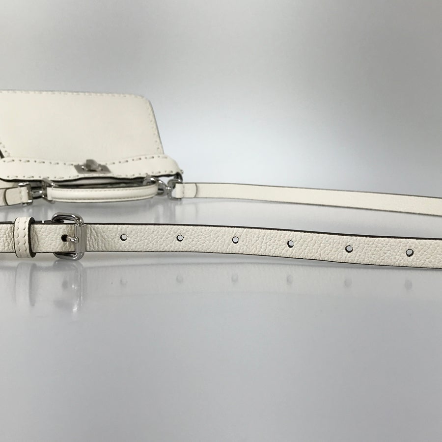 フェンディ ハンドバッグ