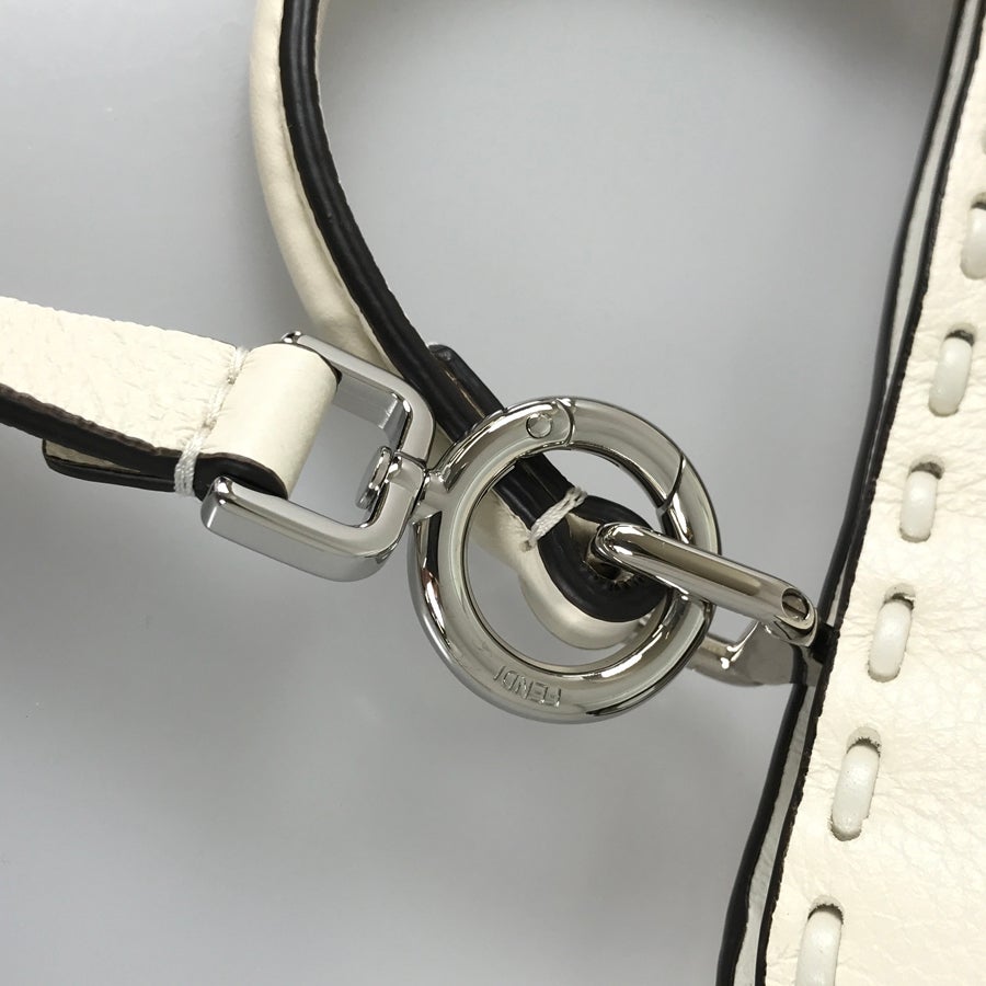 フェンディ ハンドバッグ