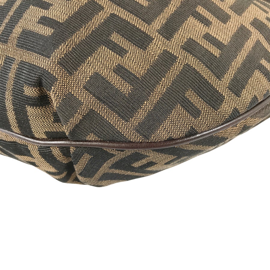 フェンディ ハンドバッグ