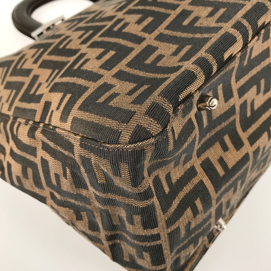 フェンディ トートバッグ