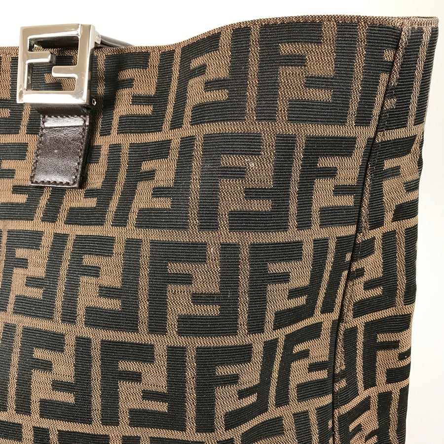 フェンディ トートバッグ